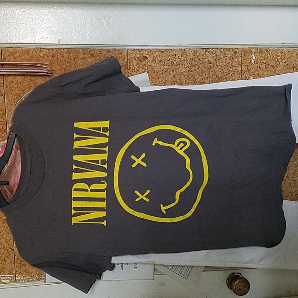 Nirvana Smiley Face Graphic Tee T Shirt Short Sleeve, Size: S